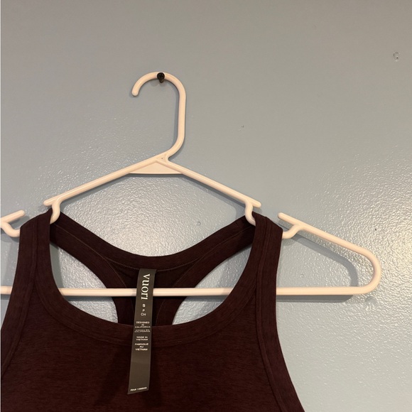 Vuori Elevation Racerback - Picture 4 of 4